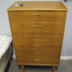 583 1247 CHEST OF DRAWERS